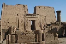 Architecture, artefacts, conceptualization and interpretation. Ancient Egyptian Architecture Wikipedia