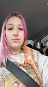 My guy after eating his greens, he gets all chubby and sassy 😅