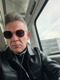 On my way to see The Courettes for the first time. Dublin awaits.