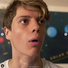 What coulour does Jace Norman like