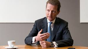 Betriebsmitarbeiter, crew member, sales advisor und mehr! Pictet Partner Jede Bank Der Welt Ist Anfallig Unternehmen Finanz Finanz Und Wirtschaft