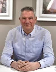 È situato sul versante meridionale del matese, alle falde della rava del monte favaracchi (m.1219). Riprende La Raccolta Rifiuti A Casapulla Appiapolis News In Tempo Reale