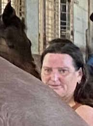 WARNING: TRACY EPPS — Shepparton, VIC Disturbing reports have surfaced over  several years of severe mistreatment, starvation, and neglect of horses and  ponies in the care of Tracy Epps. Animals leased or