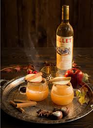 Its crisp, clean flavor makes it perfect for what's lillet blanc, and why is everyone obsessed with it? Lillet Blanc Aperitif 0 75 L Gunstig Kaufen Spirituosenworld De Online Shop Fur Spirituosen Und Barzubehor