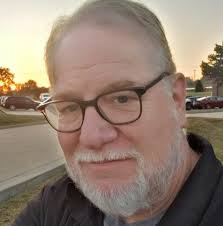 How to handle volume restrictions during a karaoke show?