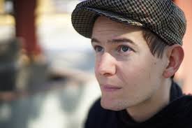 Antoine Robert's Instagram, Twitter & Facebook