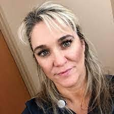 Amanda Casstevens's Instagram, Twitter & Facebook