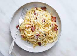 Toss a jar of our delicious alfredo sauce with tender fettuccine noodles, crispy bacon, and sautéed onions, and serve nice and hot. Spaghetti Carbonara Recipe Recipe Spaghetti Carbonara Recipe Carbonara Recipe Nyt Cooking