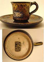 Satsuma Artist Signature Hododa Mark Shimazu Family Crest Above Cartouche Dai Nippon Satsuma Hododa The Full Mark Might Read Dai Ceramique Porcelaine