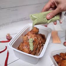 Hal ini disebabkan cara penyediaannya. Makan Malam Ayam Panggang Ala Afrika Sajian Favorit Pelajar Indonesia Di Paris Kumparan Com