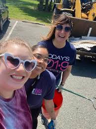 Mariska Hargitay came to the rescue while filming 'SVU' 🫡