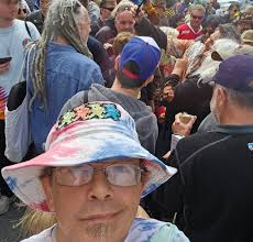 Forgive my fadda .. wuh dat triangle 🔺️ thing is for though 🧐???