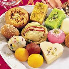 Many varieties of desserts exist in pakistani cuisine. Ramzan Brings Taste Of India S Sweets To Pak Indian Sweets Pakistani Sweets Indian Dessert Recipes