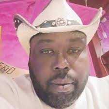 They say this how me and my sister be at family events Miley Mitch