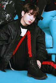 Comme toujours si il y a des moins 18 je mettrais ce symbole la 🔞 alors si tu es trop jeune pour sa regarde pas mes moins 18 seront soft mes je préfére prévenir pour pas avoir histoire merci. Pin On Jungkook