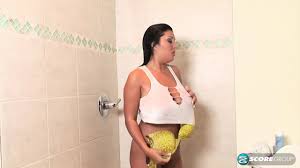 Tengo Grandes Tetas Mojadas - Jaylene Rio - EPORNER