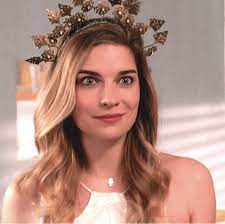 Alexis Rose Bronde Hair Schitts Creek Aesthetic Fashion
