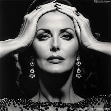 portrait of lynda carter by helmut newton Prompts