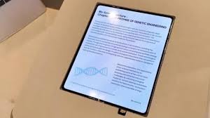 Samsung Pamer Panel OLED Lipat Hampir Tanpa Lipatan, Isyarat Galaxy Z Fold  8?