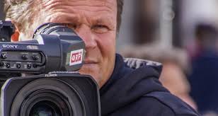 England will play against croatia in another promising game of the ongoing euro's tournament., after its previous match, england will be looking forward to secure a victory against visiting team. Orf Livestream In Deutschland Anleitung Mit 4 Moglichkeiten 2021