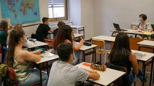 La didattica online era una novita' per tutti noi docenti, ma anche per i ragazzi. Campania La Scuola Inizia Il 24 Settembre La Repubblica
