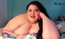 Fat BBW Luna is giving an interview in a hot see-through bra