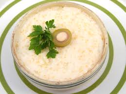 Reteta de maioneza mostenita de la mame si bunici presupunea destula migala. Salata De Icre