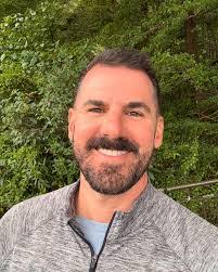 Daren Shaffer's Instagram, Twitter & Facebook