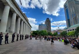 We can help with all of your couch disposal columbus ohio and bulk furniture removal needs with convenient services that are not only fair to the environment but also your bank. George Floyd Protests In Columbus Ohio Wikipedia