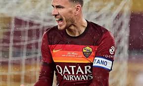 È solito compiere un giro di campo prima degli incontri casalinghi e farsi scattare foto insieme a tifosi e. Tiscali Lancia Due Nuove Iniziative Dedicate Ai Tifosi Dell As Roma E Del Cagliari Calcio Mondomobileweb It Telefonia Offerte E Notizie