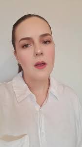 Kerrie Ward's Instagram, Twitter & Facebook