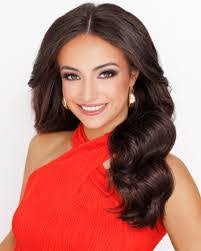 Janie Graves's Instagram, Twitter & Facebook