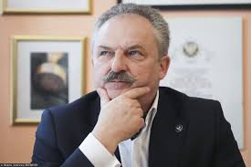 Wybory prezydenckie 2020. Marek Jakubiak zawiadamia prokuraturę ws. zbiórki  podpisów