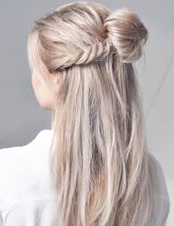 Add 4 more cute half ups from last week, and you have an entire week of styles. 65 Cute Bun Hairstyles For Women To Get In 2021