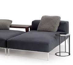 With michel effe an important chapter is added to the successfull story that started with michel, the first modular sofa from the series. B B Italia Frank Sofa Design Antonio Citterio