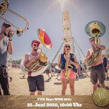 Rund 40.000 friedliche, fröhliche menschen pilgerten aus ganz europa zum woodstock der blasmusik na. Vorverkauf Wdb 2021 Wahrend Die Woodstock Der Blasmusik Facebook