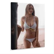Sophie Mudd Poster Sensual Beauty Seaside Swimsuit Art Elegant Female Nude  for Living Room Bedroom W Canvas Poster Wall Art Decor Print Picture  Paintings for Living Room Bedroom Decoration Frame-style : Amazon.ca: