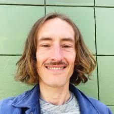 Neil Mciver's Instagram, Twitter & Facebook