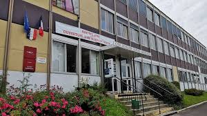Établie par 1001 écoles privées avec la participation des établissements. Flixecourt Retour A La Mixite Pour L Internat Du Lycee Professionnel