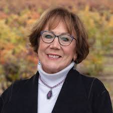 2742 North Fitch Mountain Road, Healdsburg, CA 95448