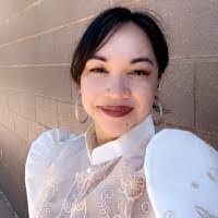 Laura Liska's Instagram, Twitter & Facebook