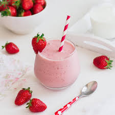 Milk Shake A La Fraise Regilait Recette Recette Milk Shake Recette Milk Shake Fraise Milk Shake Fraise