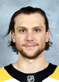 Player photos for the 2018-19 London Knights at hockeydb.com