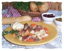 Chiard A La Viande Salee Recette Des Iles De La Madeleine Sur Gourmetpedia Food Camembert Cheese Cheese