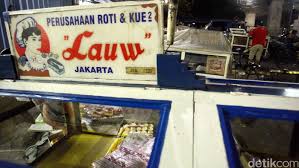 Jenis produk merk produk nama perusahaan roti virgin virgin cake & bakery gula jawa lingga sari cv. Turun Temurun Bisnis Roti Legendaris Di Ibu Kota