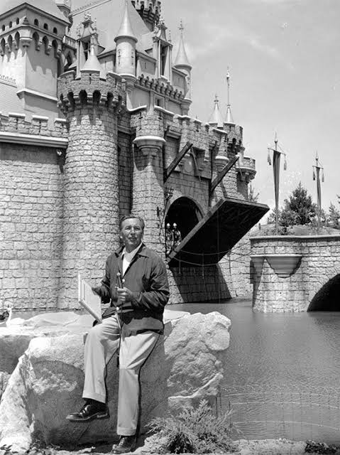 PHOTOS: See what Disneyland looked like on its opening day on July 17, 1955 - ABC30 Fresno