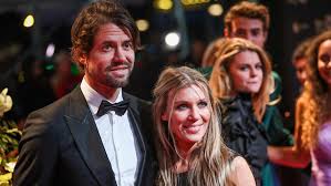 Check spelling or type a new query. Simon En Annemarie Moesten Lang Wachten Op Tweede Zwangerschap Sterren Telegraaf Nl