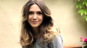 Oana zavoranu was born in bucharest, the capital of romania, in a wealthy family that provided her all the beauty of a happy childhood. Adela Popescu NemachiatÄƒ ReacÈ›ia IncredibilÄƒ A Fanilor