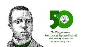 Peter Bergin's Instagram, Twitter & Facebook