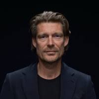 400+ "Hols" profiles